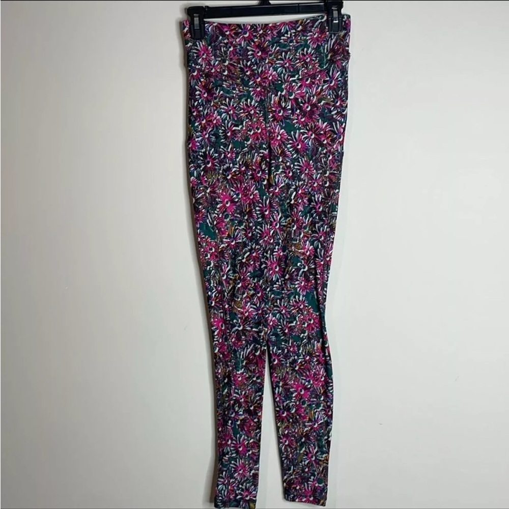 Lululemon Base Pace 28” fleece legging size 6 Floral Electric